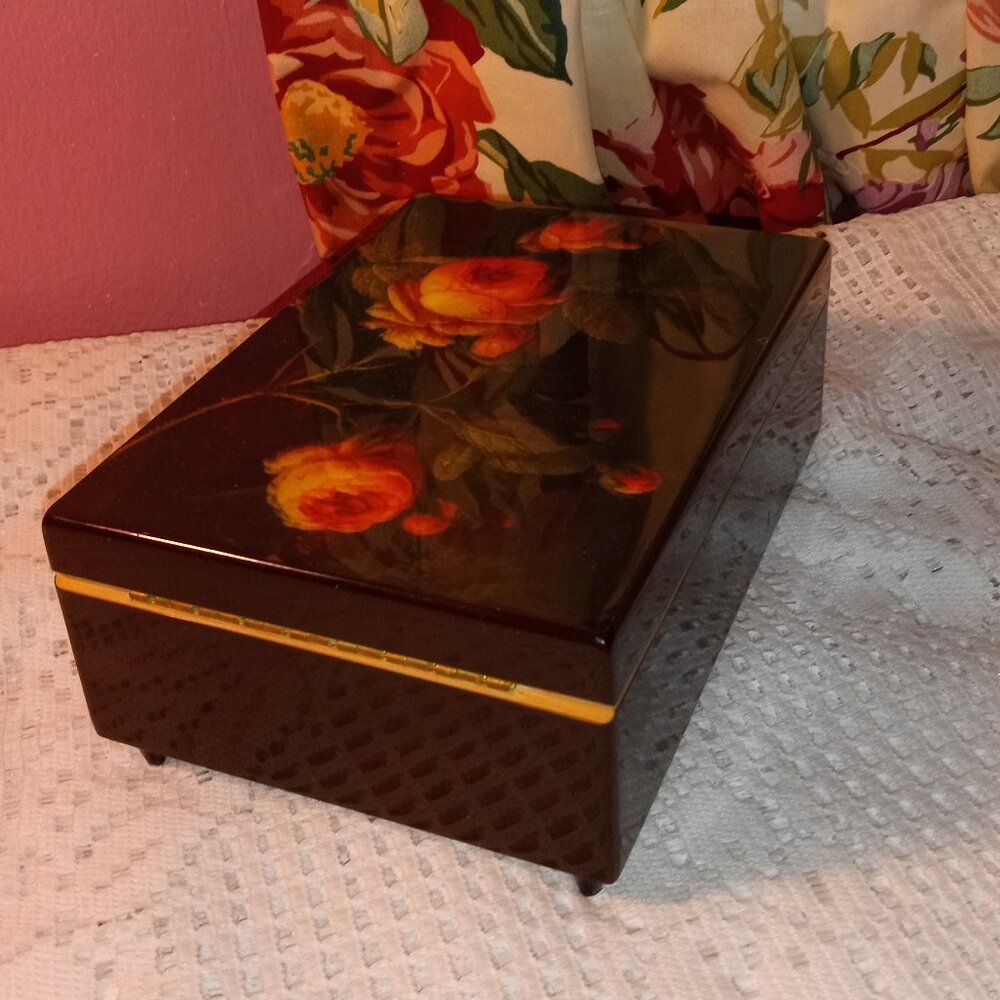 SANKYO 6" INCH WOOD LACQUER MUSIC JEWELRY BOX